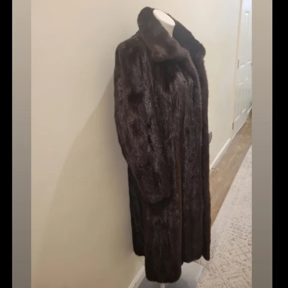 NATURAL Female Mahogany Full Length Mink Coat - Picture 2 of 14
